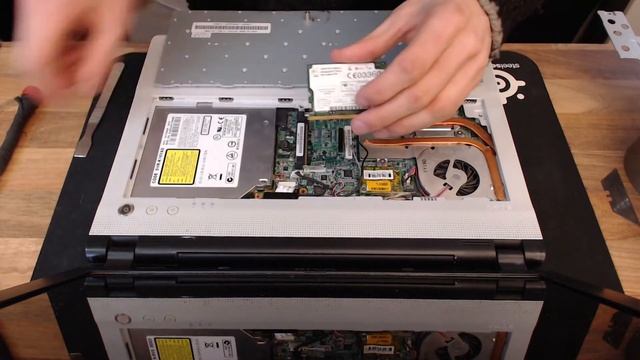 LFC#58 - WiFi Hardware Switch Bypass смотреть онлайн