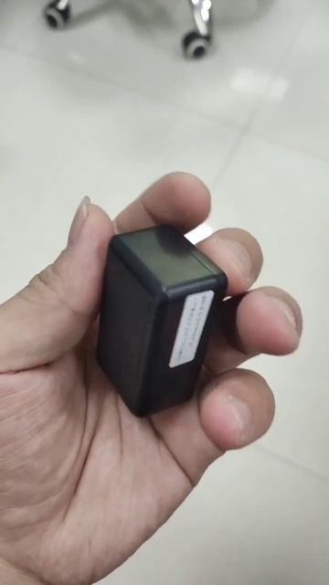 Mini Portable GPS Tracker IK207 смотреть онлайн