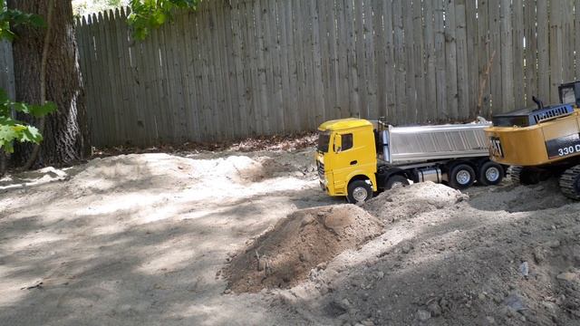 1/14 hydraulic Mercedes Actros смотреть онлайн