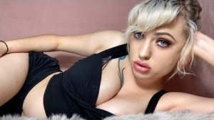 AriLove ASMR Girlfriend RP ＊Personal Attention, Kisses, Tracing You＊