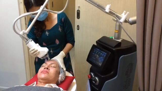 FRACTIONAL CO2 LASER AT TOSCANA MEDI CLINIC смотреть онлайн