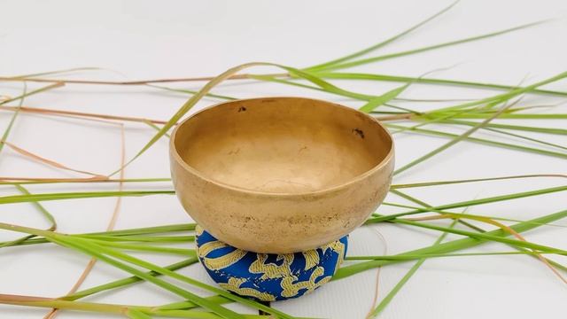 Handmade Tibetan Singing Bowl Higher Harmonic Sound смотреть онлайн