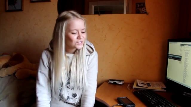 Отличный голос , поет восхитительно! смотреть онлайн