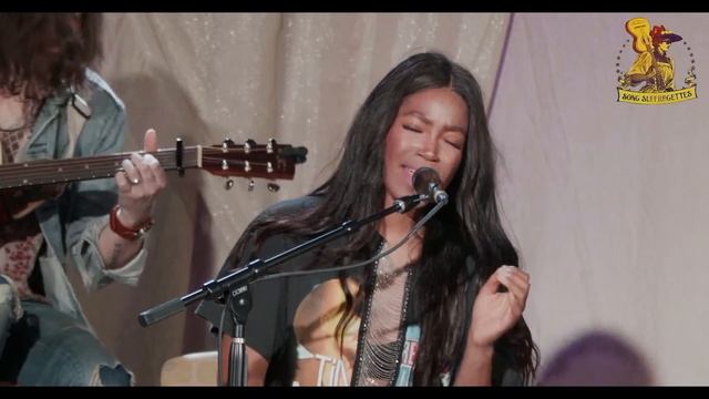 Song Suffragettes - LIVE on 9/25/2023 at 6:00 PM смотреть онлайн