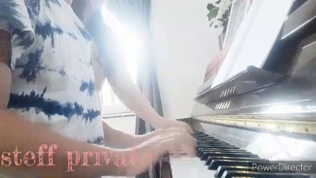 Teaching Owen - Baby Elephant Walk by Henry Mancini - ShowTime Piano Rock 'n Roll 2 смотреть онлайн