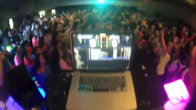 Chaminade's Back-to-School Dance! | Gig Log - August 14, 2015 смотреть онлайн