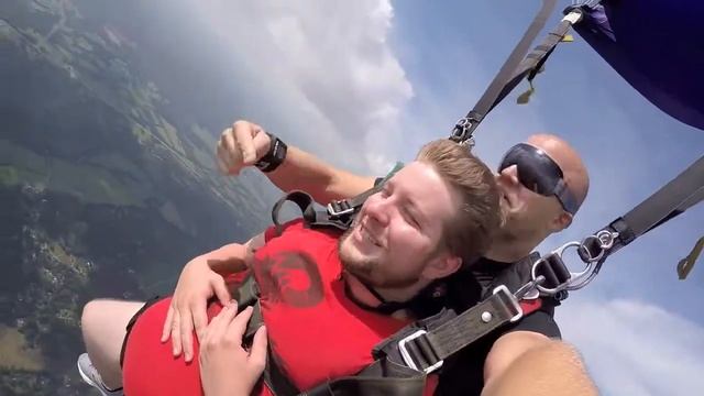 Tandem Skydive | James from Double Springs, Al смотреть онлайн
