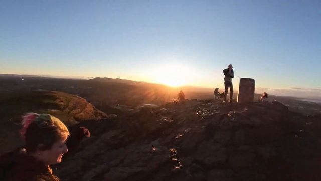 EDINBURGH TRAIL RUNNING - Sunset from the summit of Arthur's Seat - 30.10.21 смотреть онлайн