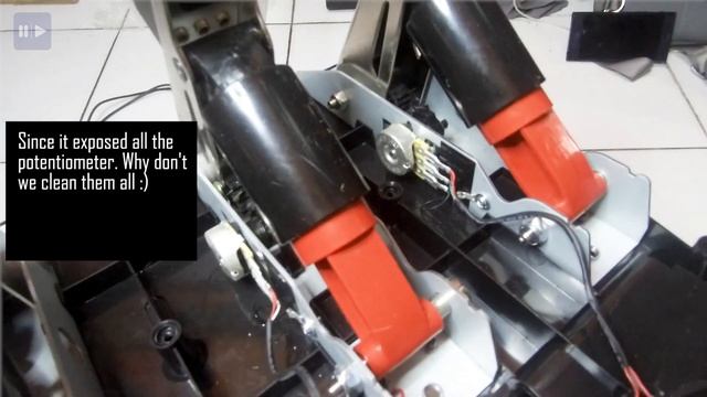 Solved Error Pedal Flickering on Logitech G29 Steering Wheel using contact cleaner смотреть онлайн
