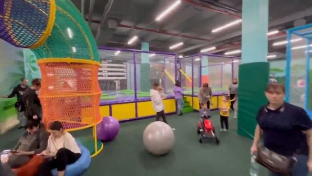 Микки и Макс г.Калуга. Открытие детского центра смотреть онлайн