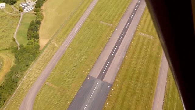 Flight over RAF Lyneham airbase in july 2015 смотреть онлайн
