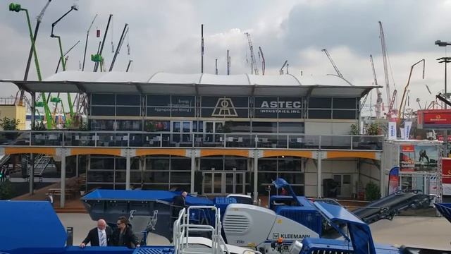 Wirtgen Catwalk at bauma 2019 смотреть онлайн