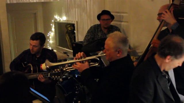 Flying Jazzman Quintet Live at Chestnut Road Jazzhouse смотреть онлайн