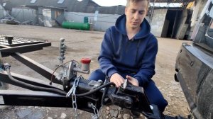 Обзор сцепного устройства карданного типа с тормозом наката (гидравлический) на 3,5-5,4 тонн