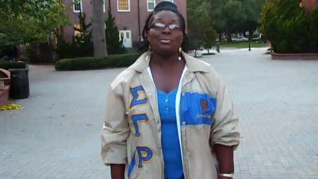 WHO RUNS THE YARD - THE PRETTY POODLES OF SIGMA GAMMA RHO смотреть онлайн