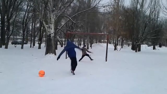 Обзор Бутс Demix