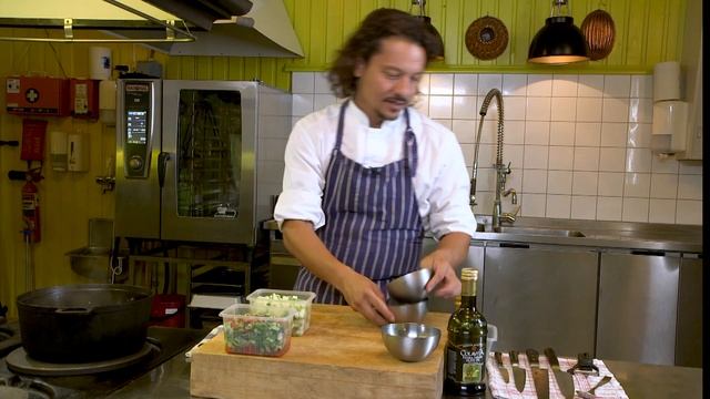 Learn to make the best Vegan Ratatouille Salsa (Keeps for days and gets tastier with time!!) смотреть онлайн