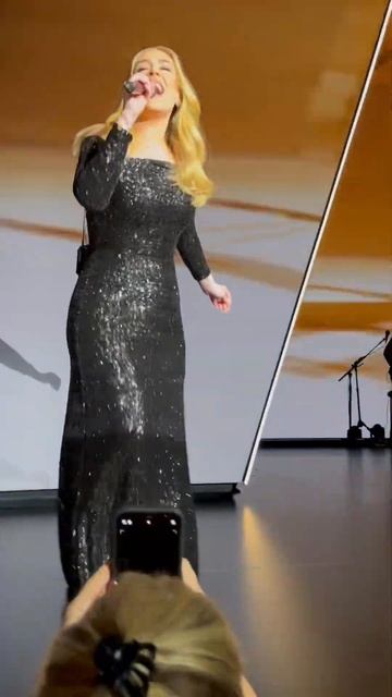 Weekend With Adele - OMG and up close and personal смотреть онлайн