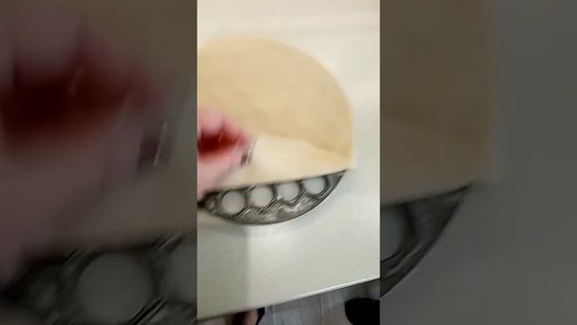 Быстрые и вкусные домашние пельмени. смотреть онлайн