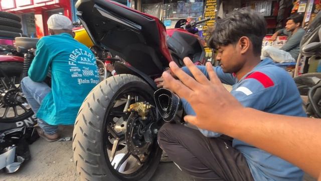 FINALLY INSTALLED AKRAPOVIC CARBON RACING EXHAUST ON MY PULSAR RS 200 BS3 🥵🚀 смотреть онлайн