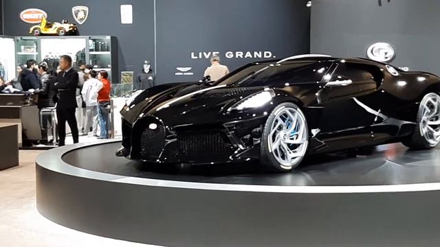 19 Million Dollar Bugatti La Voiture Noire смотреть онлайн