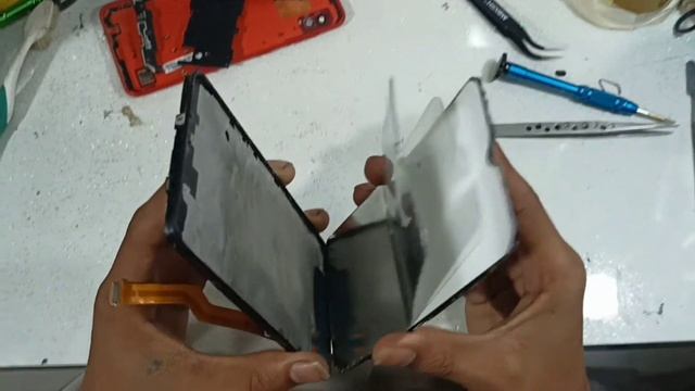 Govind jio store 😭 Samsung Mobile Phone Cracked, Restoration | Restore Broken Phone смотреть онлайн