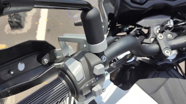 Benelli TRK 502x | Benelli TRK 502x BS6 | Walk Around | Soundcheck | White | Unboxingopedia смотреть онлайн