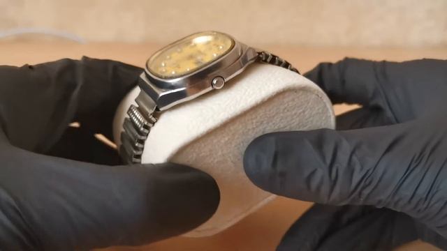 Часы Citizen GN-4W-S смотреть онлайн