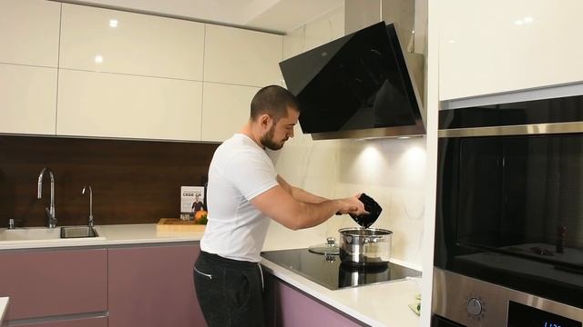 Ароматно пилешко с басмати ориз – В кухнята на Страхил, Еп. 8 смотреть онлайн