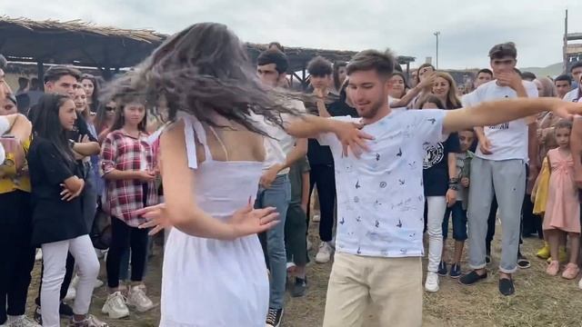 Новая Красивая Лезгинка 2022 Gəncə Hacıkənd Yaylaq Festivalı смотреть онлайн