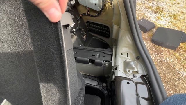 Orella Acoustics Tesla Model Y Subwoofer & Amplifier Replacement - Thoughts & Results смотреть онлайн
