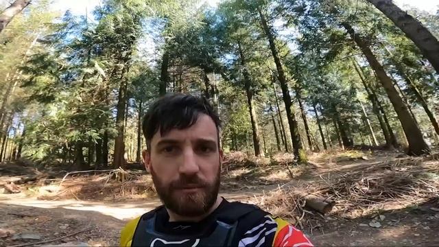 WHAT A DAY.. AT GAWTON GRAVITY HUB, SUPER TAVI ROAD GAP V'S THE HARDEST MAN IN BAMTON!! смотреть онлайн