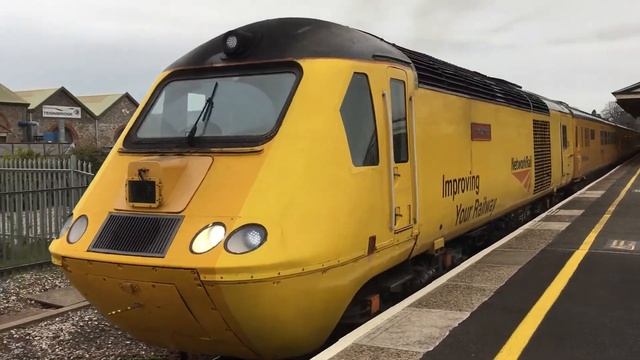 Flying Banana at Newton Abbot смотреть онлайн