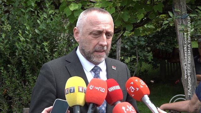 MINISTAR EGIĆ POSJETIO MAJKU RADENKA ĐAPE смотреть онлайн