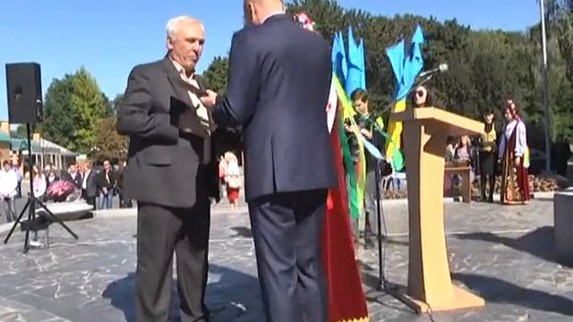 День міста у Ромнах: патріотично, та без гучних гулянь смотреть онлайн