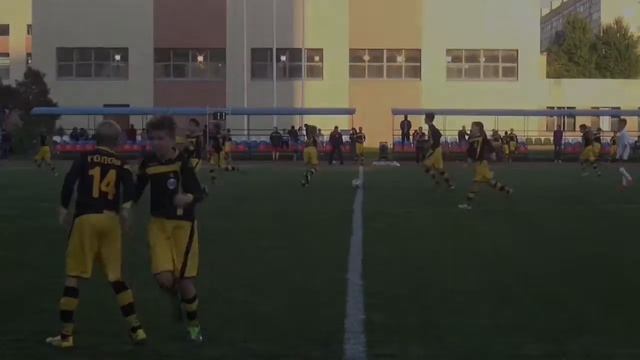 ФК "Дачное" - 2002 г.р. Видео © - Max смотреть онлайн