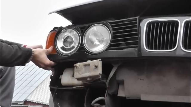 Снятие бампера и фар с BMW E34 (BMW 520i) смотреть онлайн
