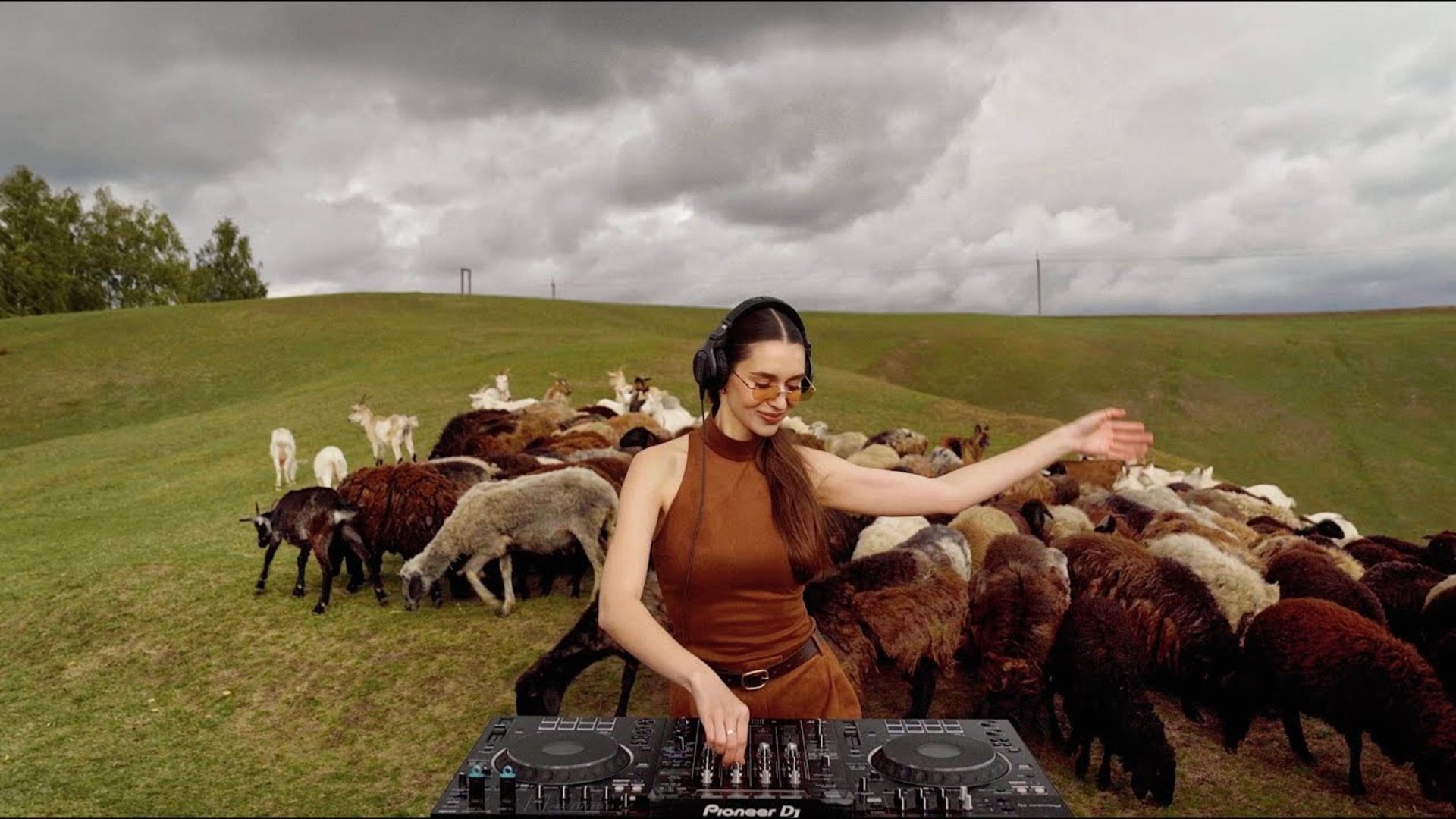 Avilee | @ SheepLand Afro House & Indie Dance DJ Mix смотреть онлайн