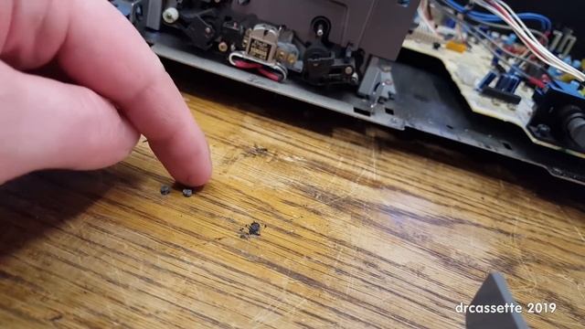 Yamaha KX-930 cassette deck repairs [1/3] смотреть онлайн