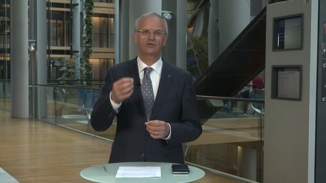 Lambert van Nistelrooij over Dieselgate en Brexit смотреть онлайн