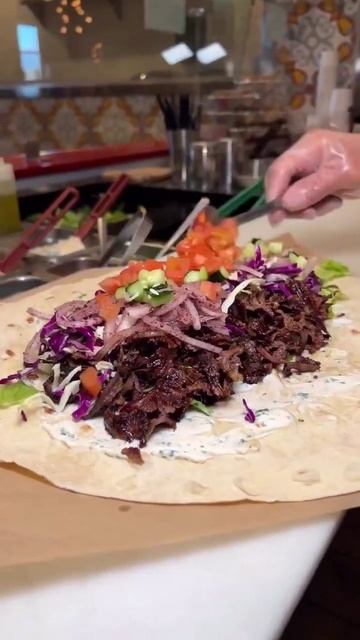 Shawarma pro max, Шаурма "Шаверма про Макс #shorts #россия #türkiye смотреть онлайн
