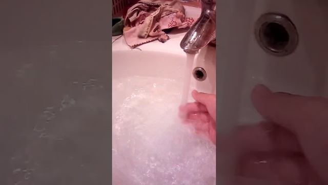Лайфхак для стирки кукольеого белья смотреть онлайн