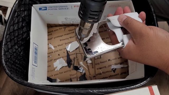 Easy iPhone Back Glass Removal. No expensive Laser Machine Required! Glass Removed in 20 minutes. смотреть онлайн