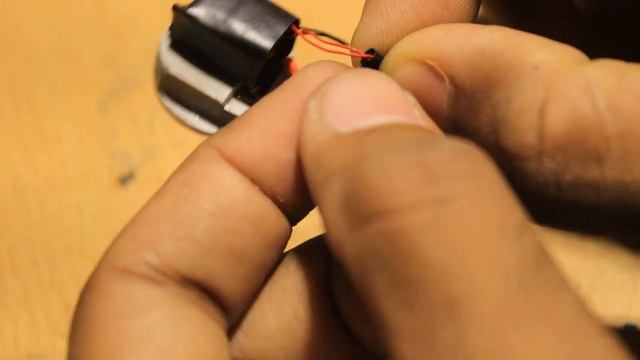 World's Tiniest Bluetooth Speaker | best portable speaker | Tiny Bluetooth Speaker of the Century смотреть онлайн