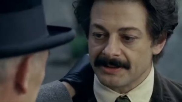 Budapest, Leonardo da Vinci utca - Einstein and Eddington (2008)