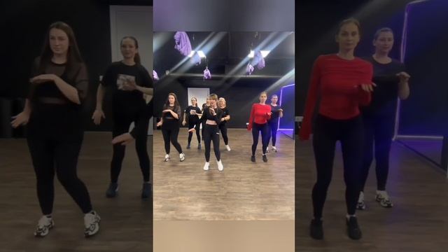 Новый вариант , танцуем бачата. смотреть онлайн