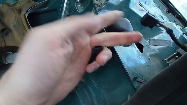 Removing Headliner смотреть онлайн