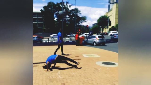 Dj Zinhle Umlilo dance cover by Triplet boy Konkozy смотреть онлайн