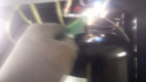 TopAuto RR700 Touch установка обслуживания кондиционеров авто не заправляет хладагент/фреон (ремонт