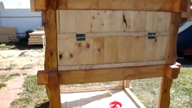 Курятник на дачу на 5-8 курочек. Небольшой курятник своими руками. Обзор. смотреть онлайн